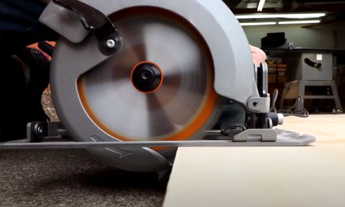 Stap 2: cirkelzaag aanzetten